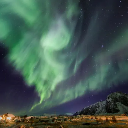 Beautiful Embraced By Rich Wildlife Hébergement de vacances Hov (Nordland)