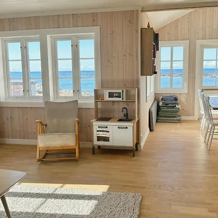 Beautiful Embraced By Rich Wildlife Prázdninový dům *